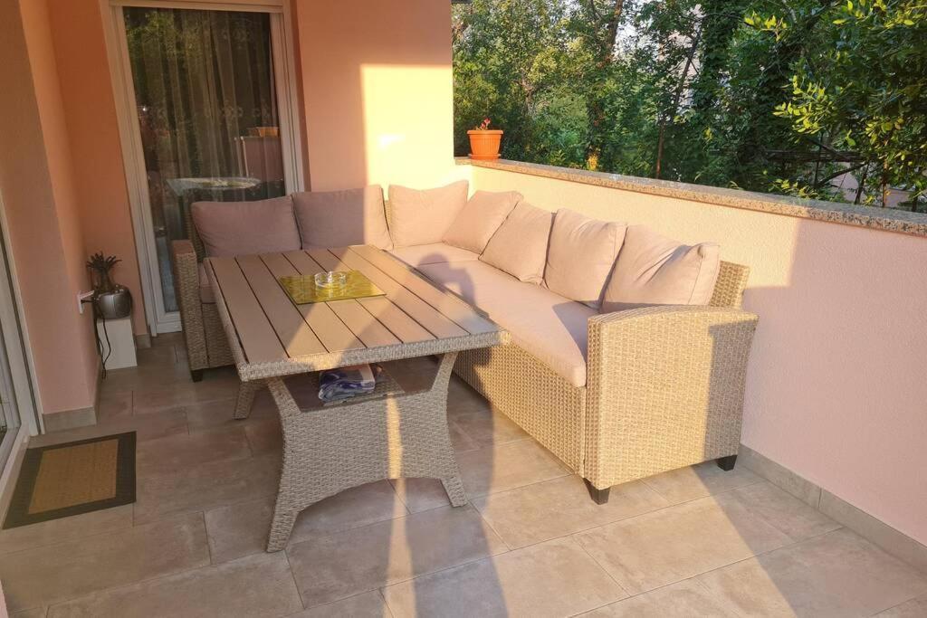 Apartment Zorika Near The Beach 普拉 外观 照片